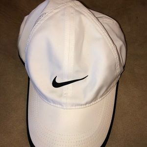 Nike featherlite Baseball Cap